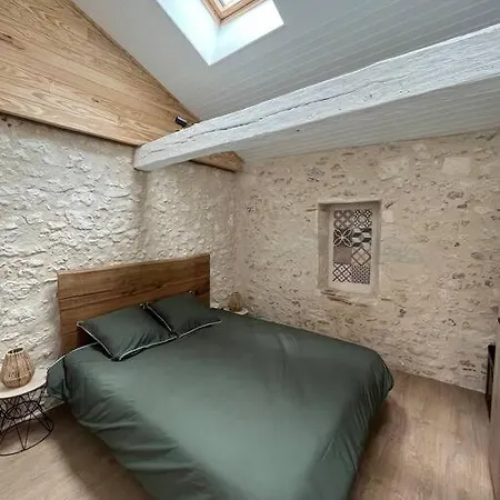 La Pierre Pourpre * Eymet