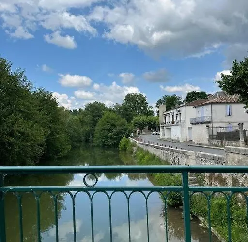 La Pierre Pourpre Eymet